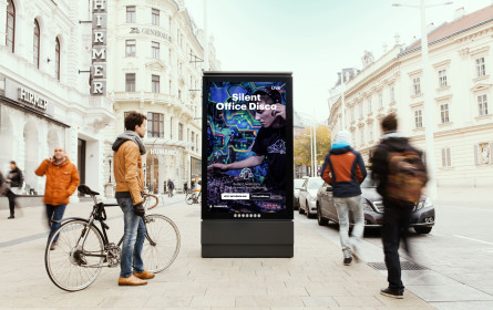 Silent Office Disco auf Österreichs Straßen