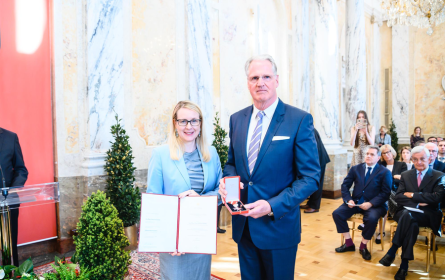 Ehemaliger Editel-Chef erhält Silbernes Ehrenzeichen