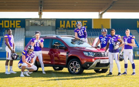 Kreativer Touchdown für Dacia: Virtue startet Fan-Aktivierung im Football-Stadion
