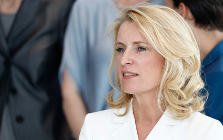 Fernsehen blendet Frauen aus und verzerrt die Wirklichkeit