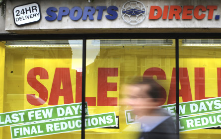 Sports Direct verschiebt Veröffentlichung von Zahlen