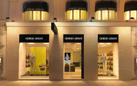 Umsatz- und Gewinnrückgang bei Armani