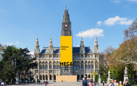 Megaboard neu am Wiener Rathaus
