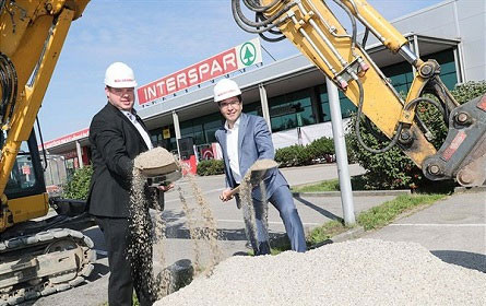 Interspar: Spatenstich in Braunau