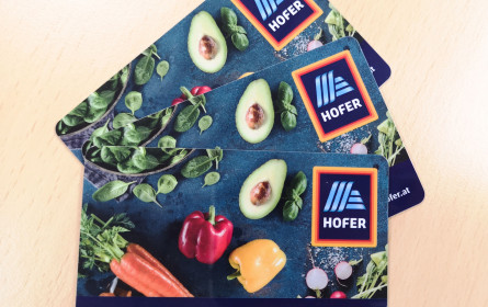 Rappend zum Rubel: Hofer-Preis Rap nachstellen und gewinnen