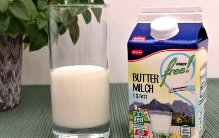 Bestnote beim VKI-Buttermilchtest: Hofer mit dem Testurteil „Sehr gut“ ausgezeichnet.