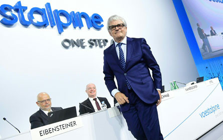 voestalpine-Chef Eder war zum Abgang noch einmal der Medienstar