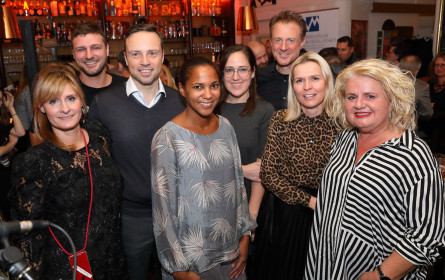 ÖMG lud zu rauschender Weihnachtsparty