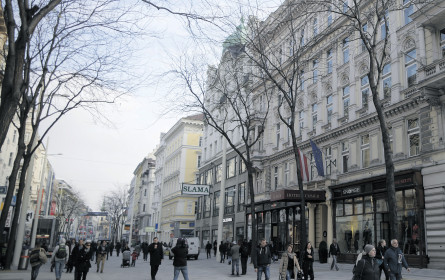 Stetig brechen die Handelsflächen weg