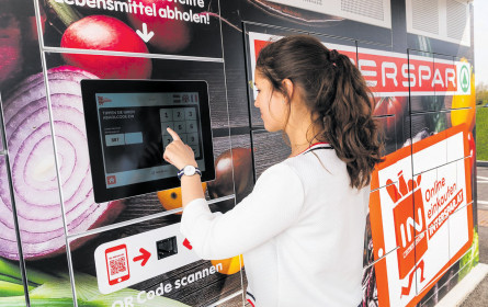 Interspar macht mehr Abholboxen