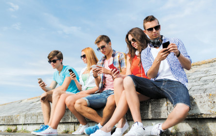 14- bis 29-Jährige stehen auf online