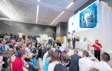 „Top”: IT & Telecom auf einer Messe