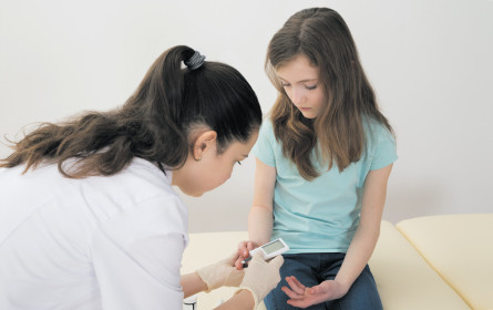 Diabetes trifft Junge