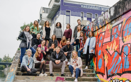 Im Kampf gegen das Coronavirus: 1000things gründet Facebook-Gruppe