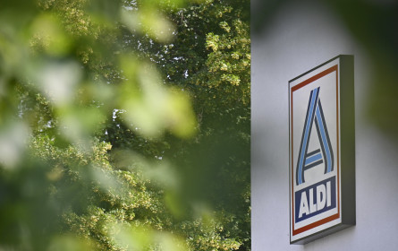 Deutsche McDonald's-Mitarbeiter helfen bei Aldi aus