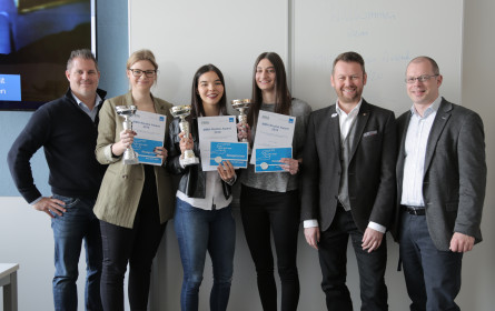 MMA Austria zeichnet FH-Studenten für „bus dich weg!“ mit MMA Rookie Award aus