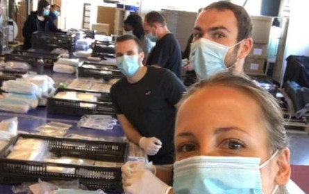 Nachtleben unterstützt den Handel: 283 Mitarbeiter und eine Million Masken