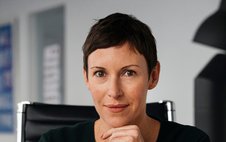 Neos werfen Kurz Orbanisierung vor