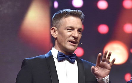 Andi Knoll präsentiert die „Kurier Romy 2020“