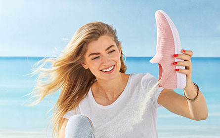 Lidl Österreich bringt Sneaker aus recycelten PET-Flasche