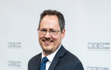 Neuer Handelsobmann sieht Kleidung als verderbliche Ware