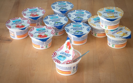 Gmundner Keramik ziert Gmundner Milch Fruchtjoghurts