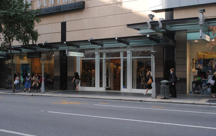 Ralph Lauren will mehr als 3.700 Jobs streichen