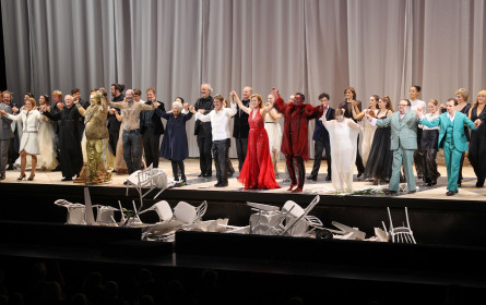 Jubiläumsdoku: Eröffnung der 100. Salzburger Festspiele im ORF