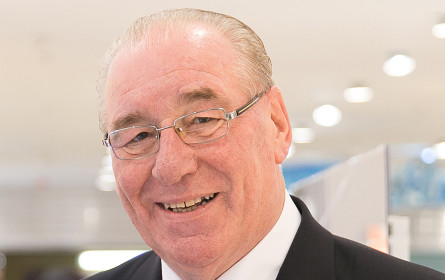 dm Mitbegründer und Gesellschafter Günter Bauer verstorben