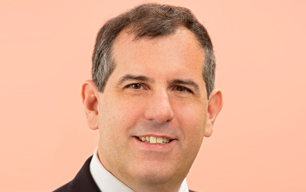 Manner-Vorstand Alfred Schrott neuer Markenartikelverband-Präsident