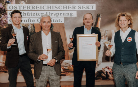Herbert Prohaska ist neuer Botschafter für den österreichischen Sekt