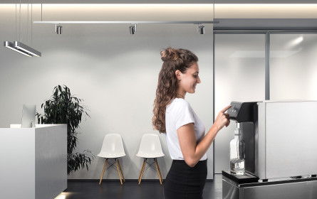 aqua alpina launcht berührungslosen Wasserspender