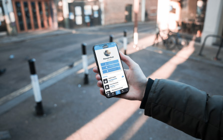 Mit Post und hello again Kund*innen zu Markenbotschafter*innen machen