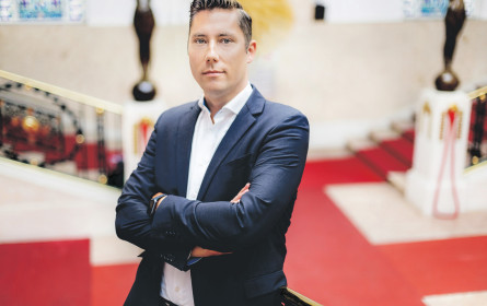 Branche geht vor Politik