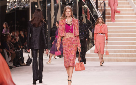 Chanel gibt jetzt Stoff