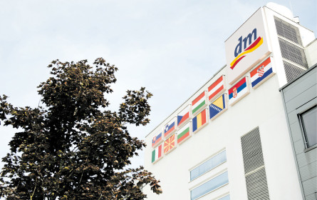 dm bietet digitale Beratung