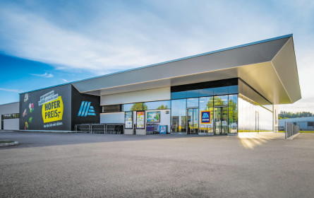 Neuer Hofer in Eggelsberg