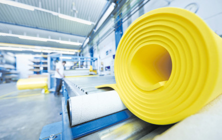 Die Industrie meldet sich zurück – ein wenig zaghaft