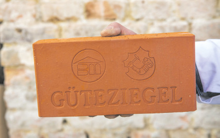 Der erste „Güteziegel”