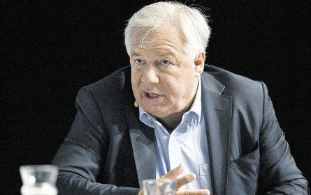 „Mit zweierlei Maß”