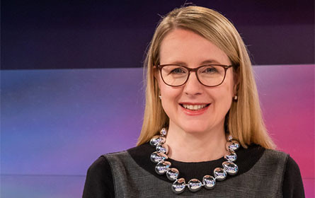 Schramböck: Mit Wachstum aus der Wirtschaftskrise