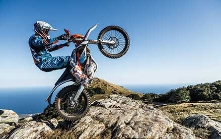 KTM baut seine Kooperationen aus