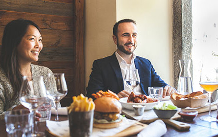 Edenred Österreich stärkt heimischer Gastronomie den Rücken