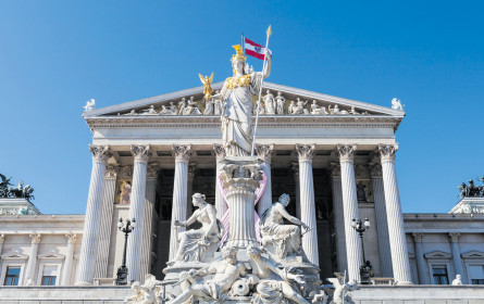 Urheberrechtsnovelle: Weiter Kritik an fehlender Umsetzung