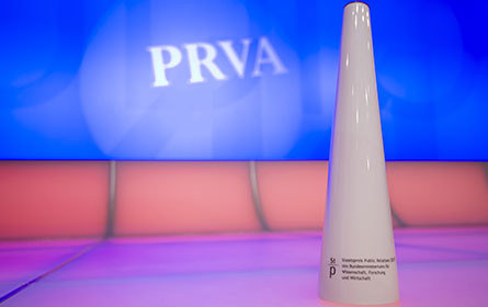 Schramböck schreibt Staatspreis Public Relations 2021 aus