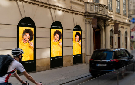 Infinity Media verdoppelt Anzahl der eigenen DOOH-Werbeflächen
