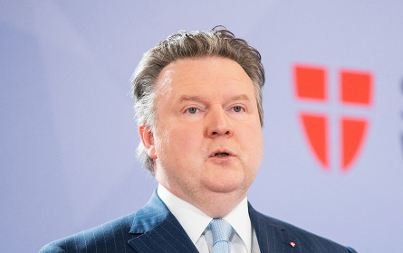 Landeshauptmann Ludwig unterzeichnete Sonderregelung für Verkaufsstellen