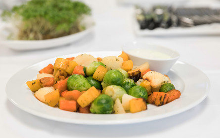 Gourmet Business: Beim Essen am Arbeitsplatz fast 24 Tonnen CO₂ gespart