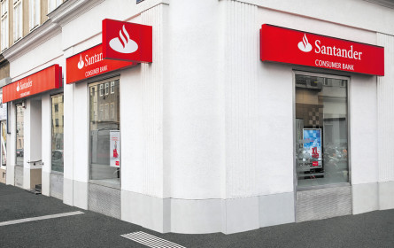 Santander zeigt auf