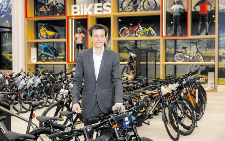 Hervis legt jetzt los